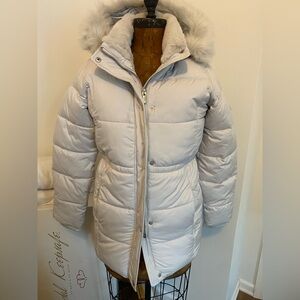 Girls A&F Ultra Parka Coat NWT size 15/16
